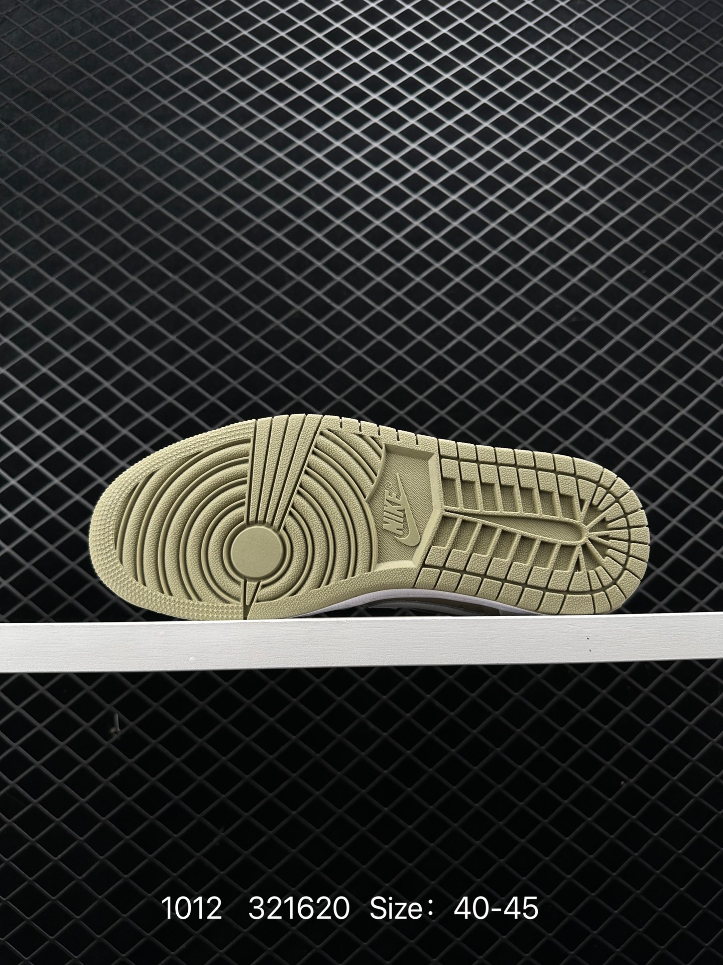 Travis Scott x Air Jordan 1 Low Golf